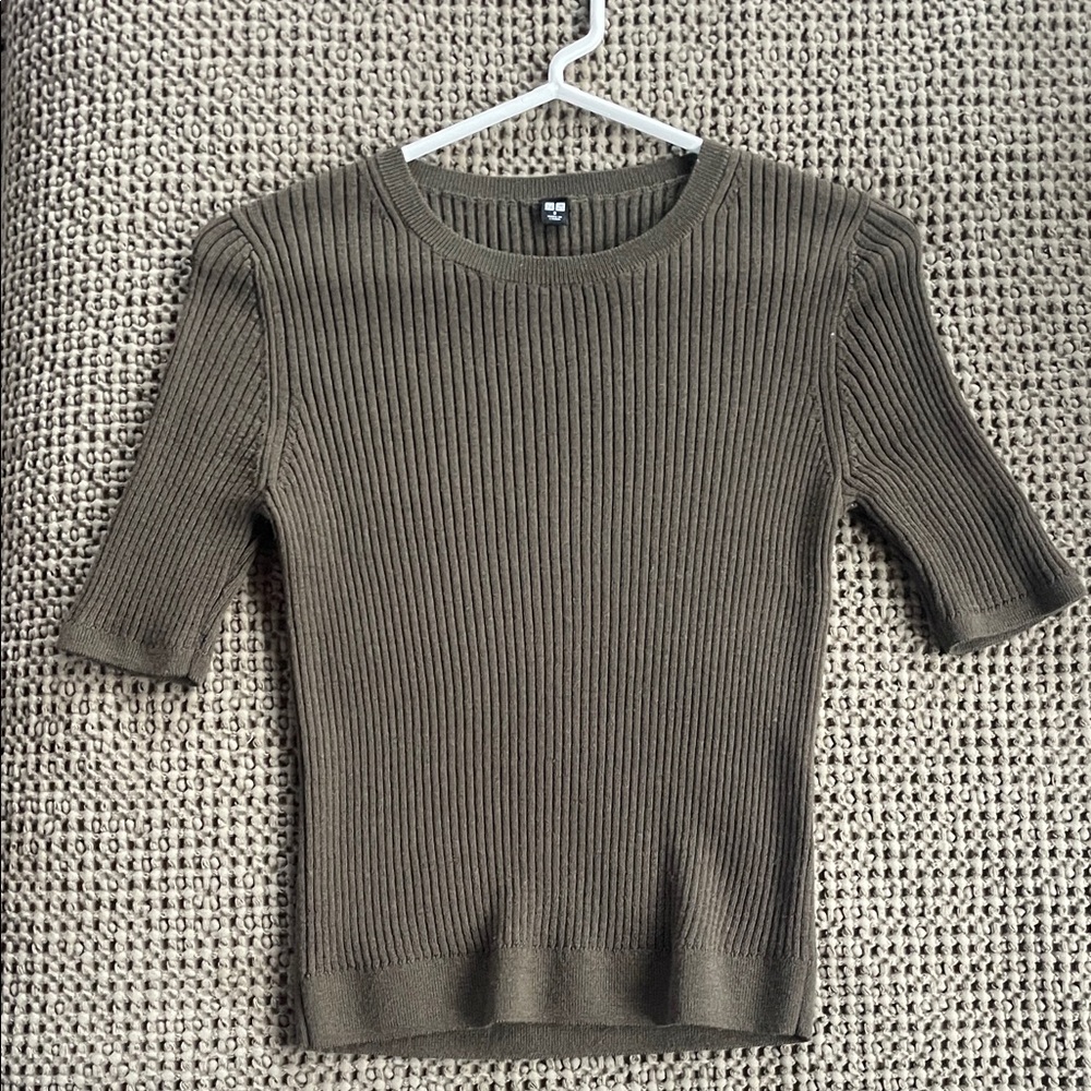 Uniqlo Olive Ribbed Knit Blouse